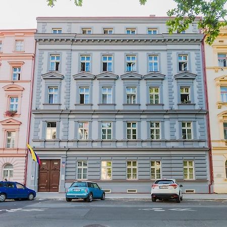 Cozy Quiet New Apartment In Karlin Square Praga Esterno foto